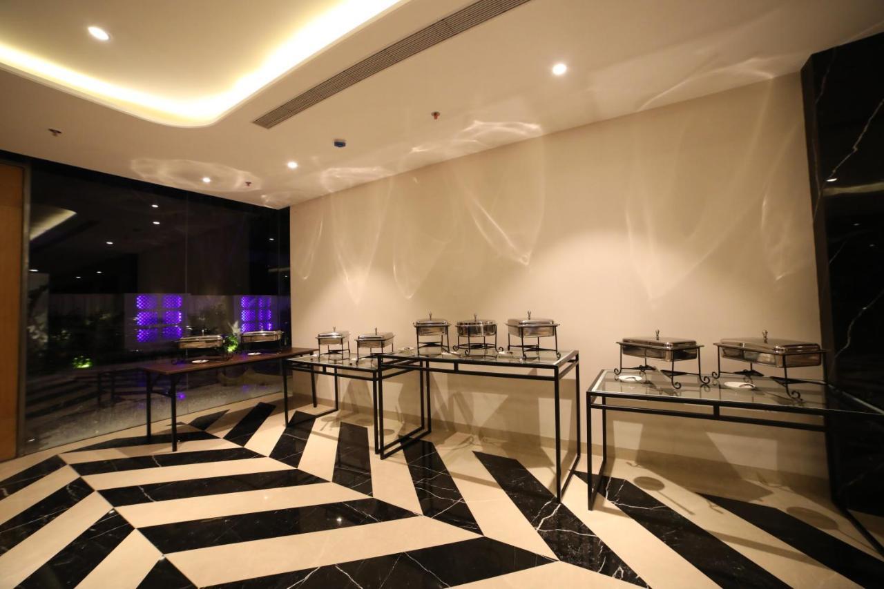 The Vern At Blvd Nashik Exterior foto