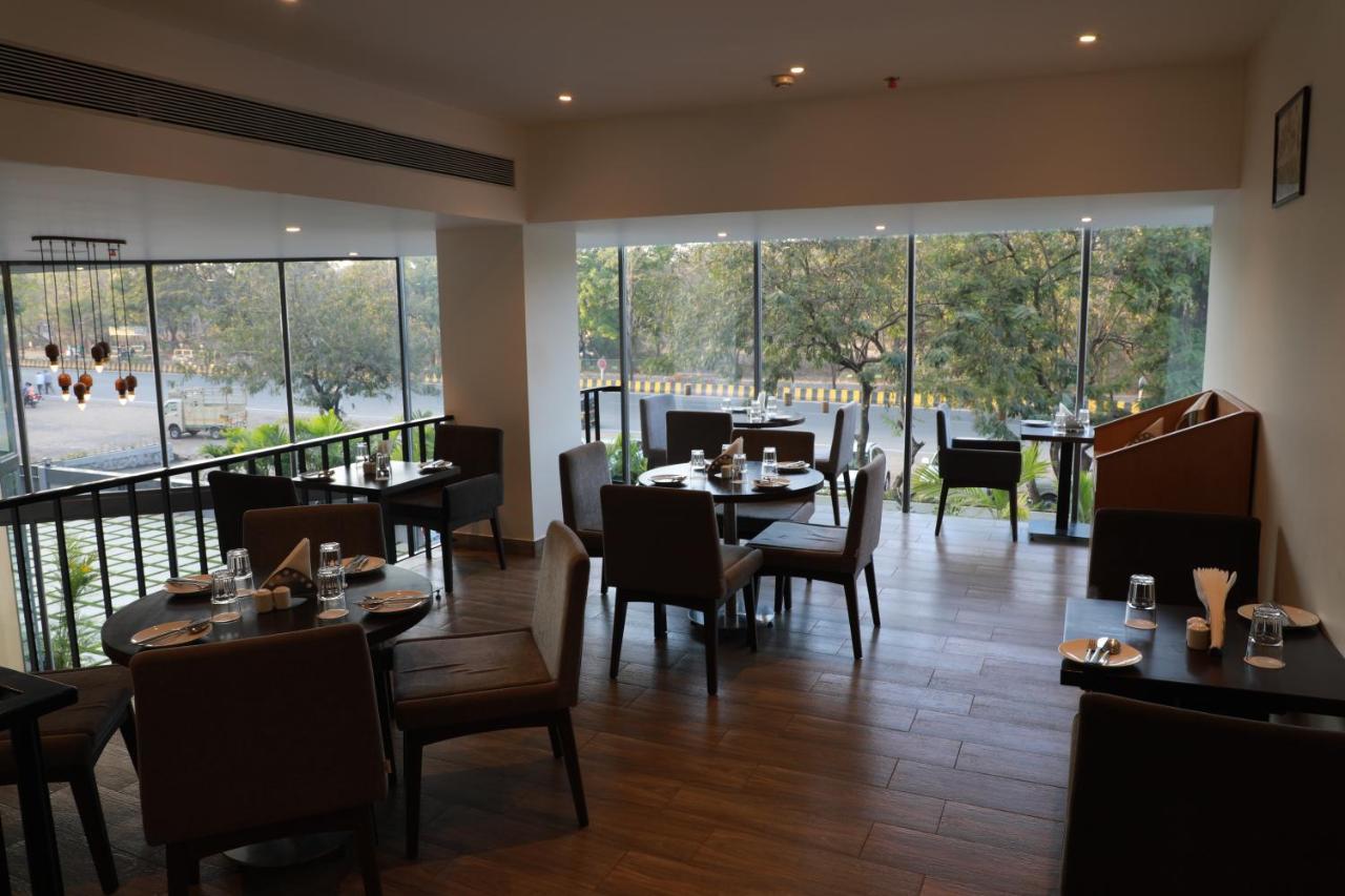 The Vern At Blvd Nashik Exterior foto